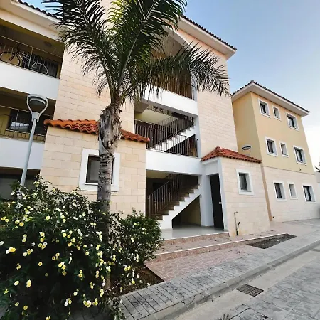Deja Blue Kyklades Bc7 - Workspace, Pool, Gym, Nearby Apartment *