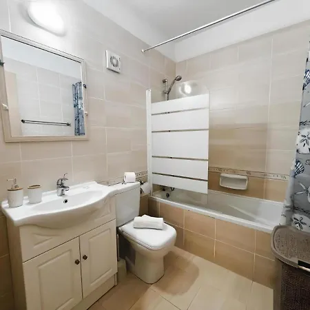 Deja Blue Kyklades Bc7 - Workspace, Pool, Gym, Nearby Апартаменты Протарас